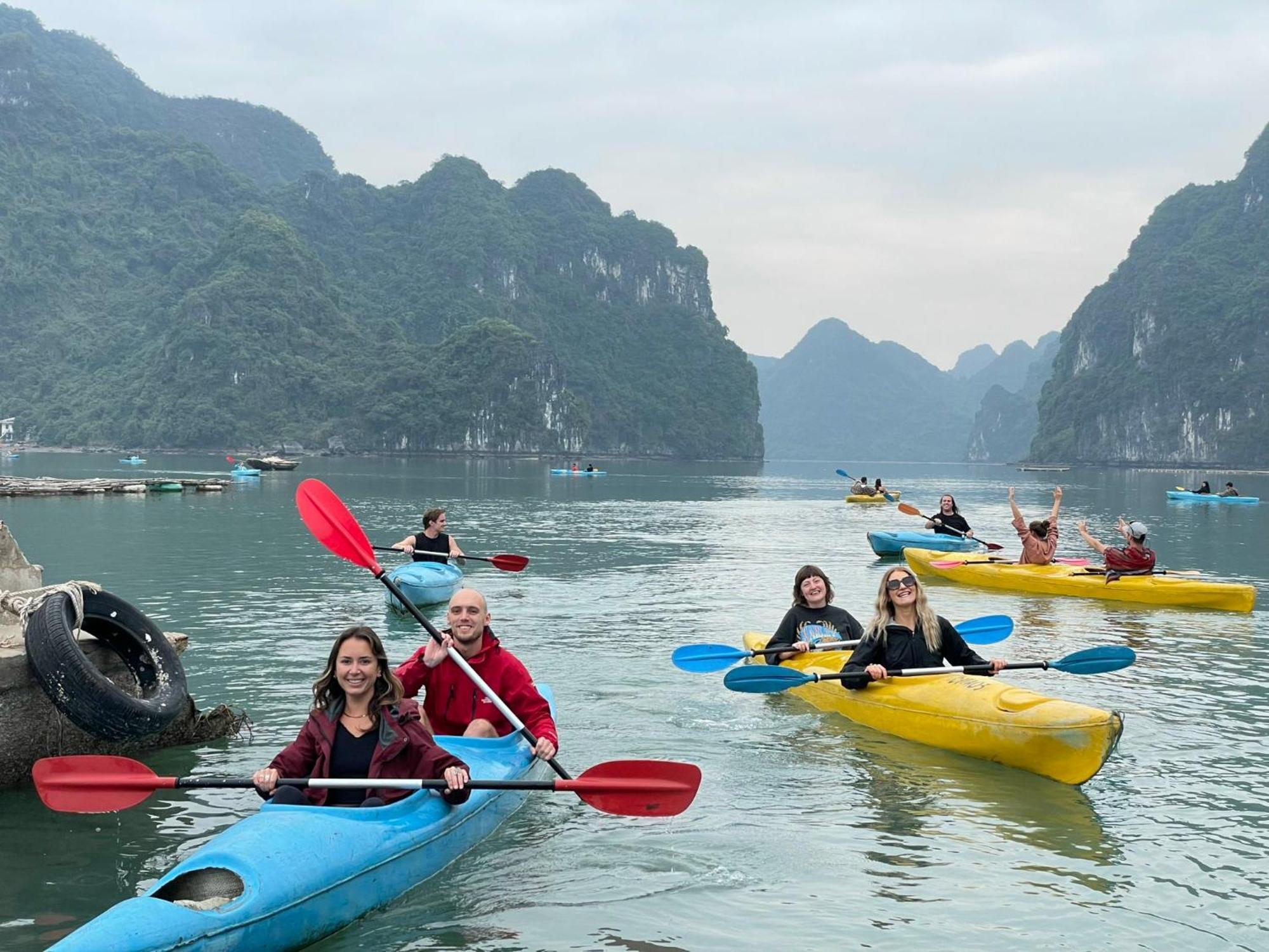 Halong Sapphire Cruises 호텔 하롱 외부 사진