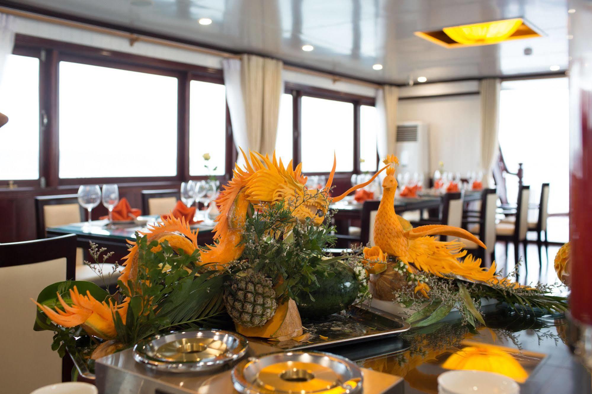 Halong Sapphire Cruises 호텔 하롱 외부 사진