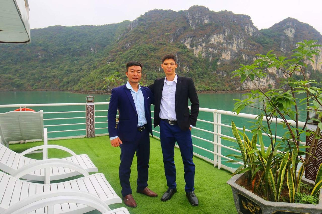 Halong Sapphire Cruises 호텔 하롱 외부 사진